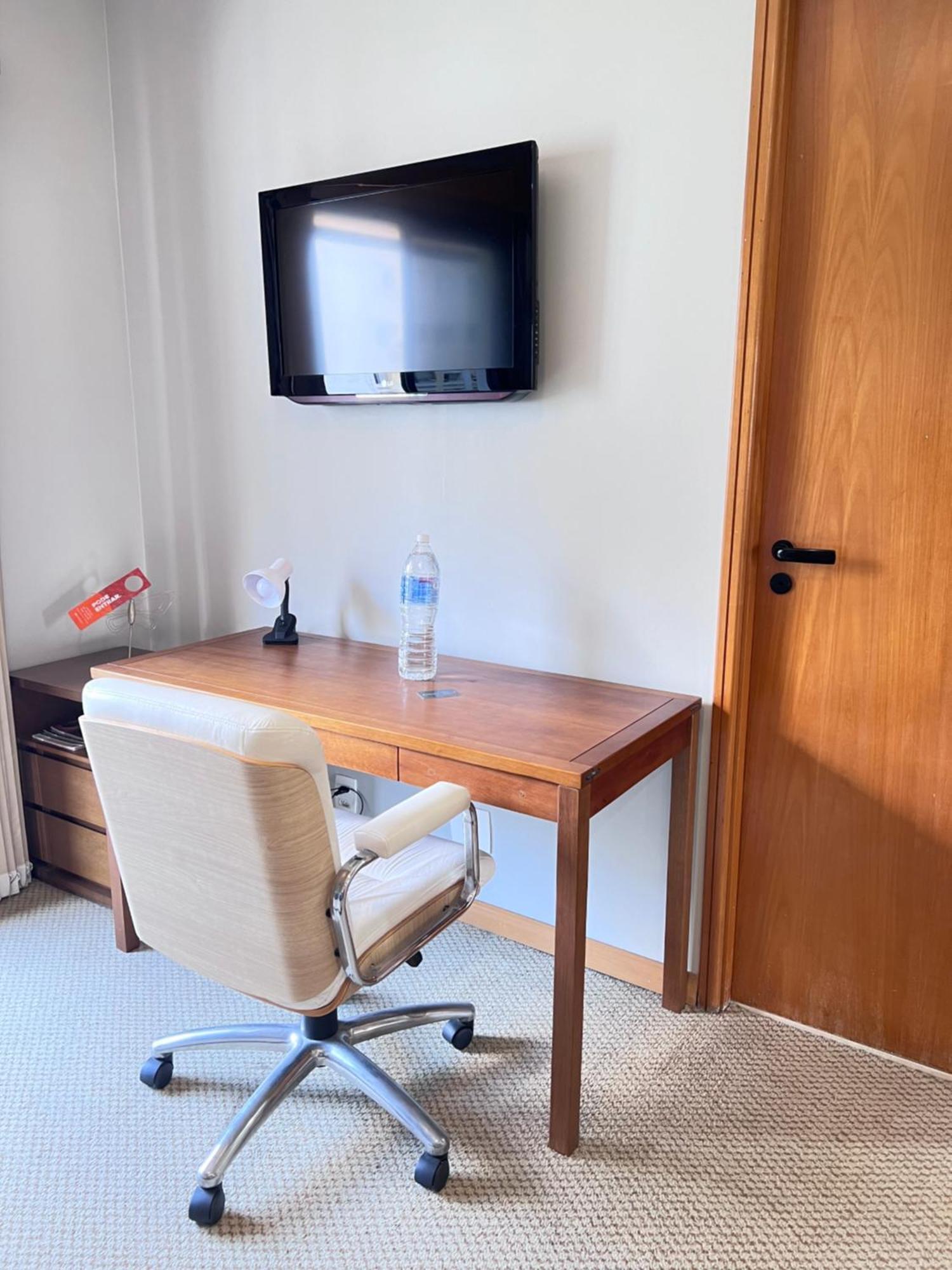 Flat No Interative Jardins, Melhor Local Em Sp, Varanda, Cozinha Compacta, Estacionamento Gratis Hotel *